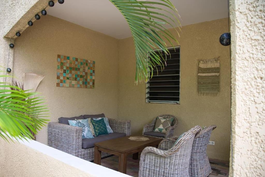 Caribbean Happyness Apartment Willemstad Bagian luar foto